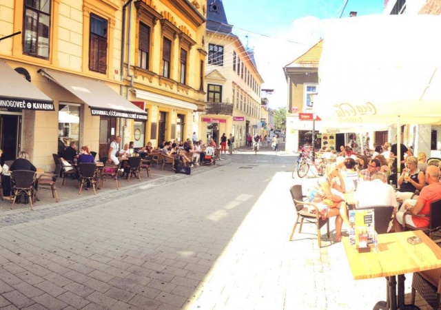 Vrtni stolci Rebeka, Celje
